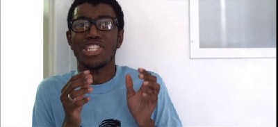 ���-�� ���� � ����� / Someones Knocking at the Door (2009/DVDRip/700)