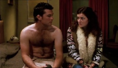 ������ � ������������� / Love & Distrust (2010/HDRip)