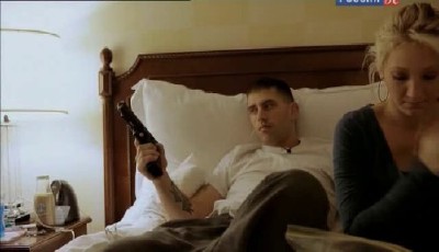 � �� � ������� / Hell and Back Again (2011/SATRip)