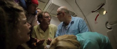 ������ ��������� / Low Cost (2011/BDRip-AVC)