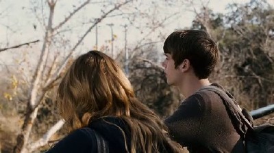 ������ ���� / Beneath the Darkness (2011/DVDRip)