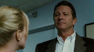 ������ ���� / Beneath the Darkness (2011/DVDRip)