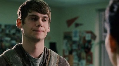 ������ ���� / Beneath the Darkness (2011/DVDRip)