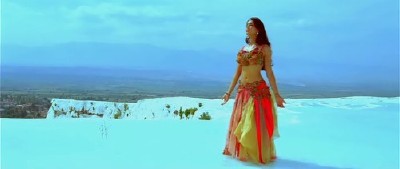 ���-��� ���� / Anaganaga O Dheerudu (2011/DVDRip)