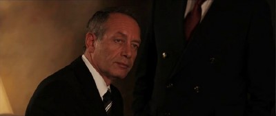 ����� ��� ����� / Unter dir die Stadt (2010/DVDRip/1400Mb)