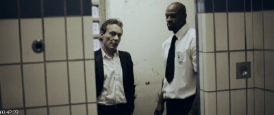 ������� � ����� ����������� / White Collar Hooligan (2012/HDRip/1400Mb/700Mb)