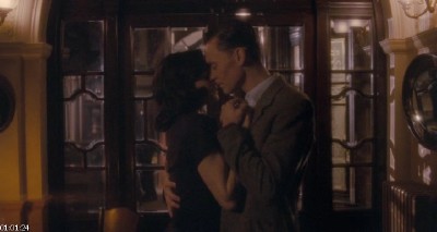 �������� ����� ���� / The Deep Blue Sea (2011/HDRip/1400Mb)