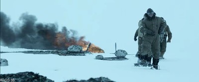 ������� ������ / Into the White (2012/DVDRip)